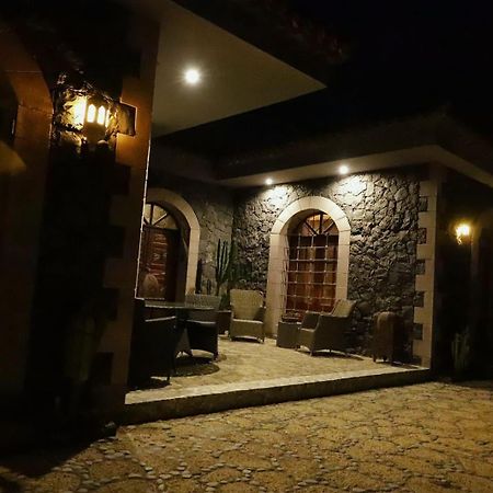 El Retamar Luxury Villa In Nature With Swimming Pool Tenerife, Santiago Del Teide, With Sea And Mountain Views מראה חיצוני תמונה