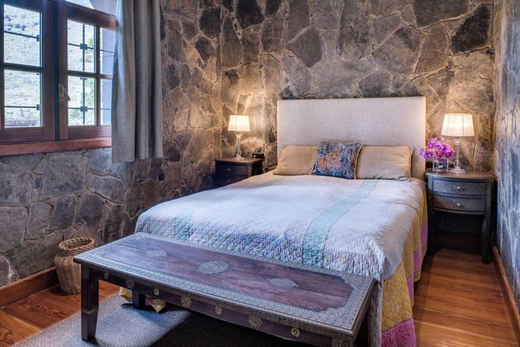 El Retamar Luxury Villa In Nature With Swimming Pool Tenerife, Santiago Del Teide, With Sea And Mountain Views מראה חיצוני תמונה